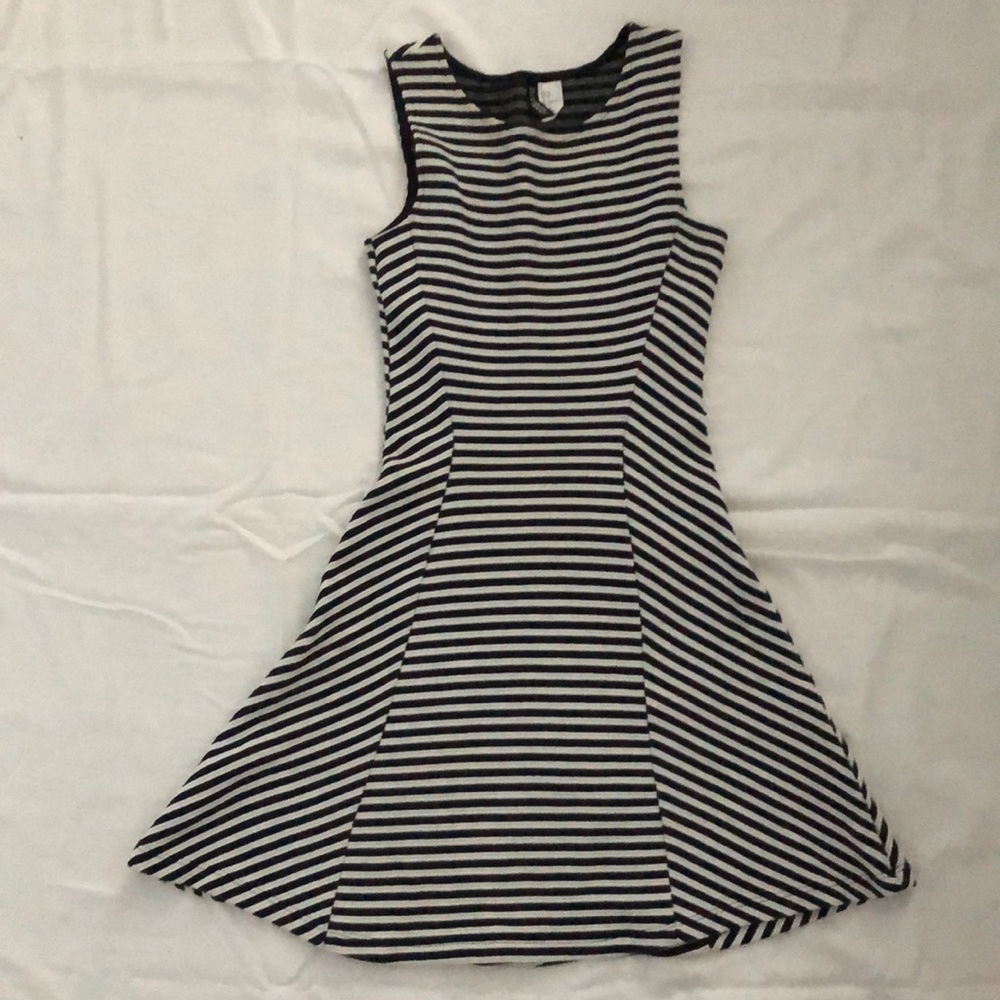 Divided by H&M dress